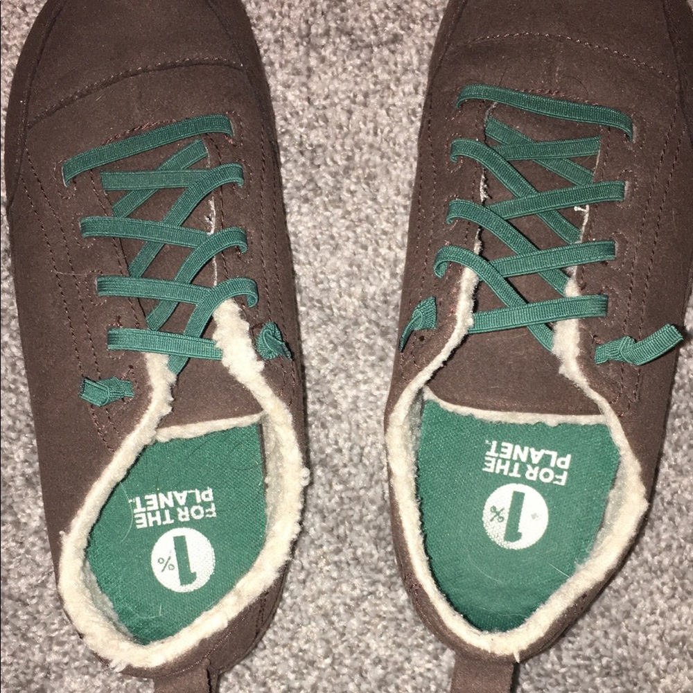 Brown Patagonia shoes